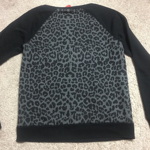 Nike leopard pullover - Picture 4 of 6